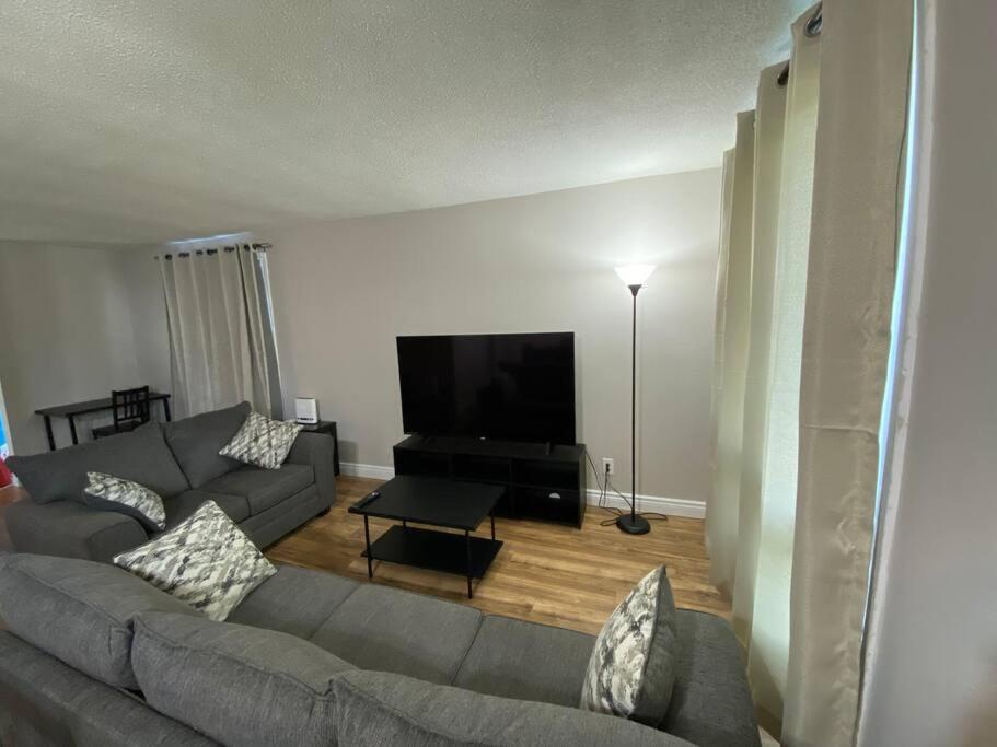 Kingston Comfort Hub Luaran gambar